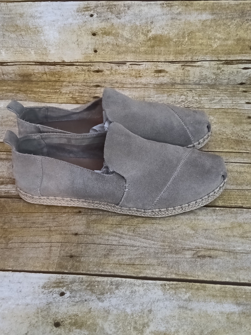 Toms Women's Slip-On Shoes Taupe Suede 9.5 W